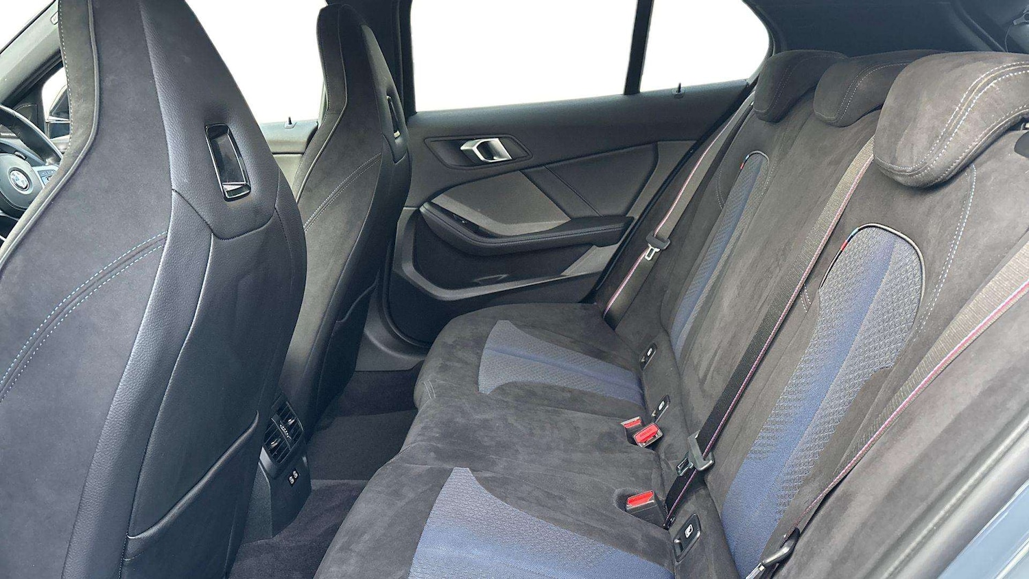 Used BMW 1 Series 2023 for sale - 77648897: Photo 14