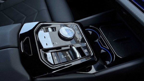 Used BMW 5 Series 2025 for sale - 75353962: Photo 12