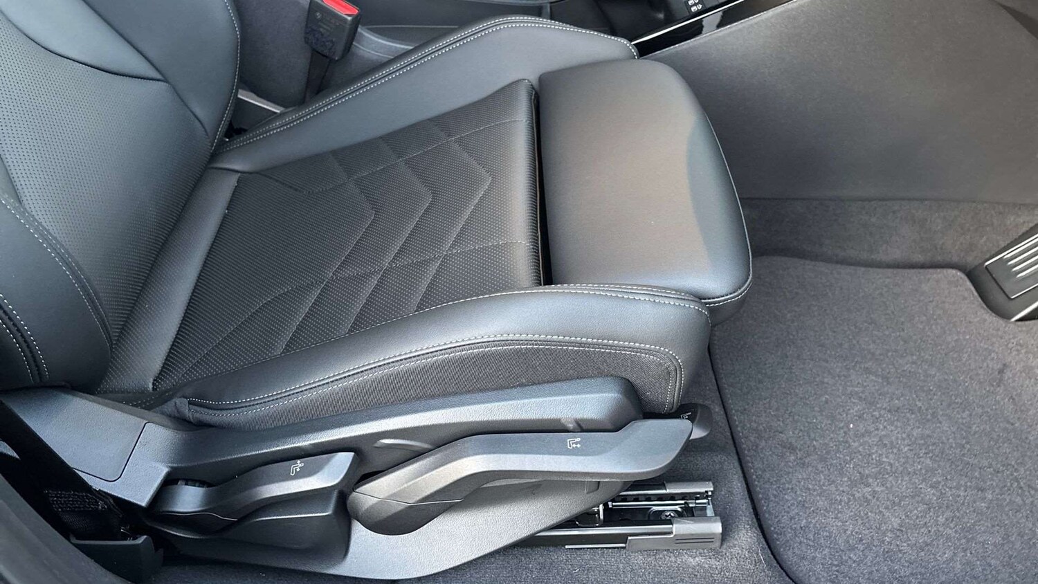 Used BMW iX2 2025 for sale - 78051902: Photo 28