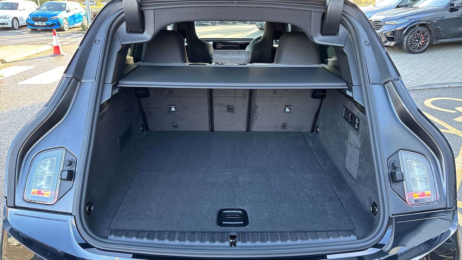 Used BMW iX 2025 for sale - 77827350: Photo 15