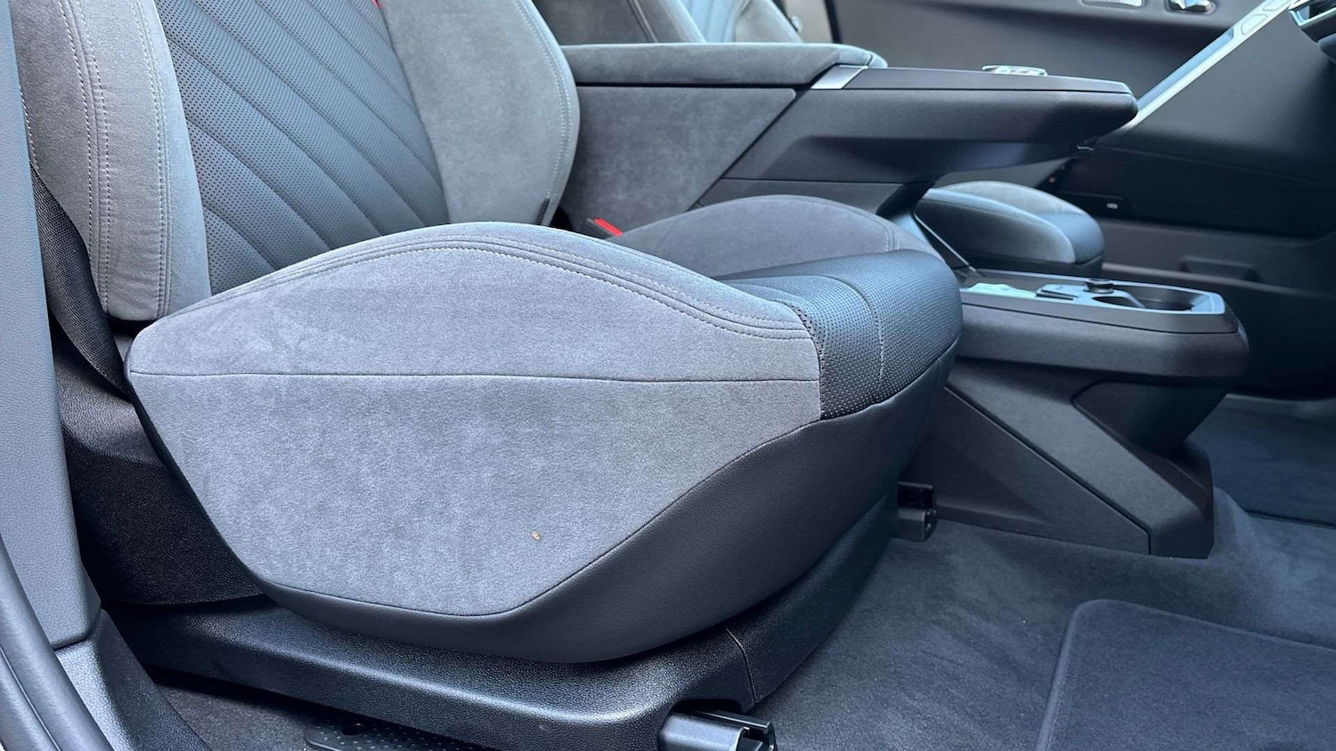 Used BMW iX 2025 for sale - 77827350: Photo 28