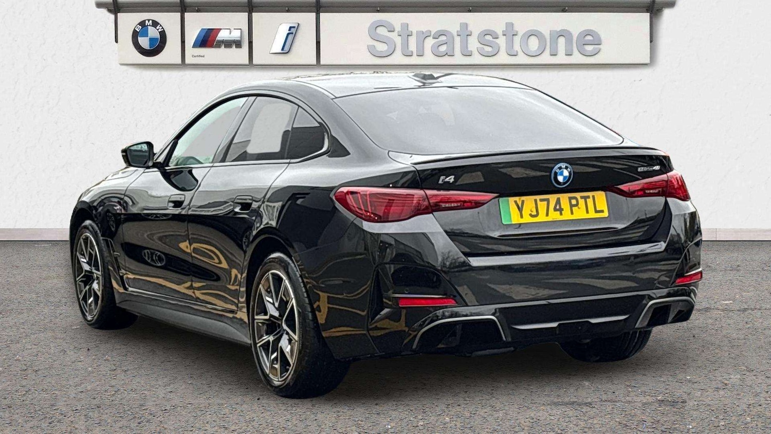 Used BMW i4 2025 for sale - 76774169: Photo 2