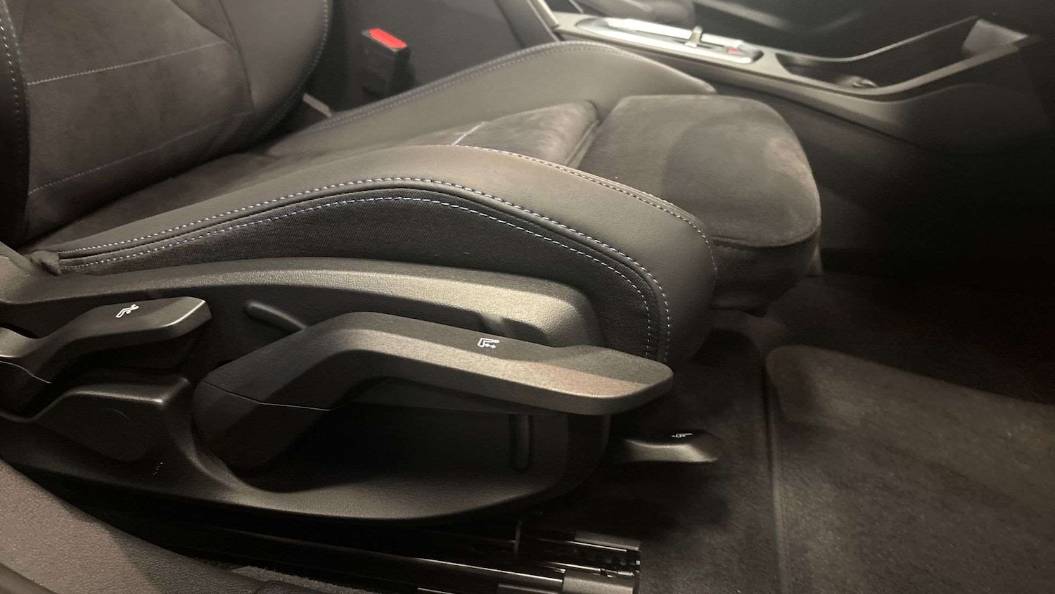 Used BMW 1 Series 2025 for sale - 77076570: Photo 28