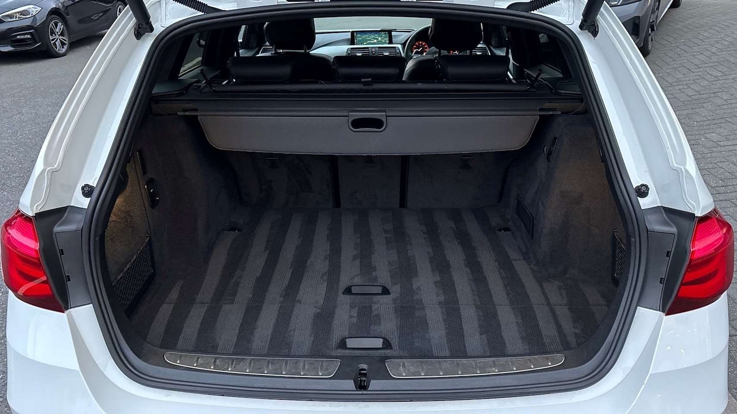 Used BMW 3 Series 2019 for sale - 76938217: Photo 15