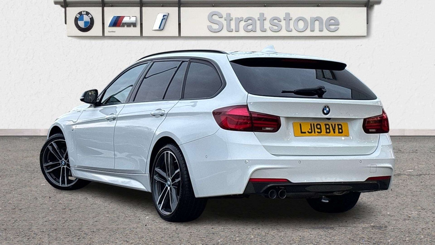 Used BMW 3 Series 2019 for sale - 76938217: Photo 2