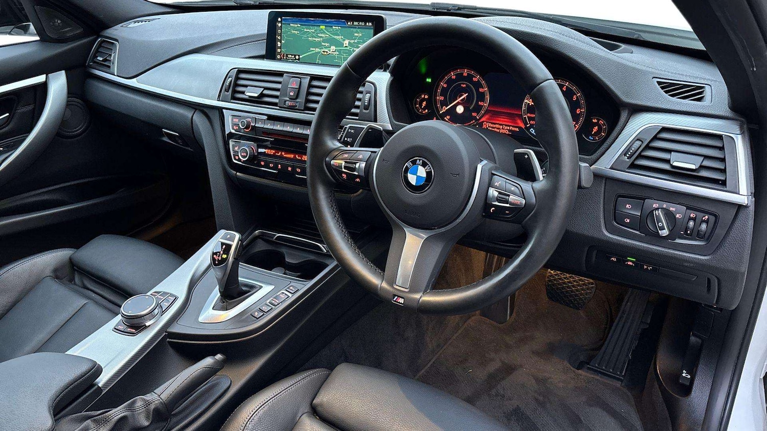 Used BMW 3 Series 2019 for sale - 76938217: Photo 8