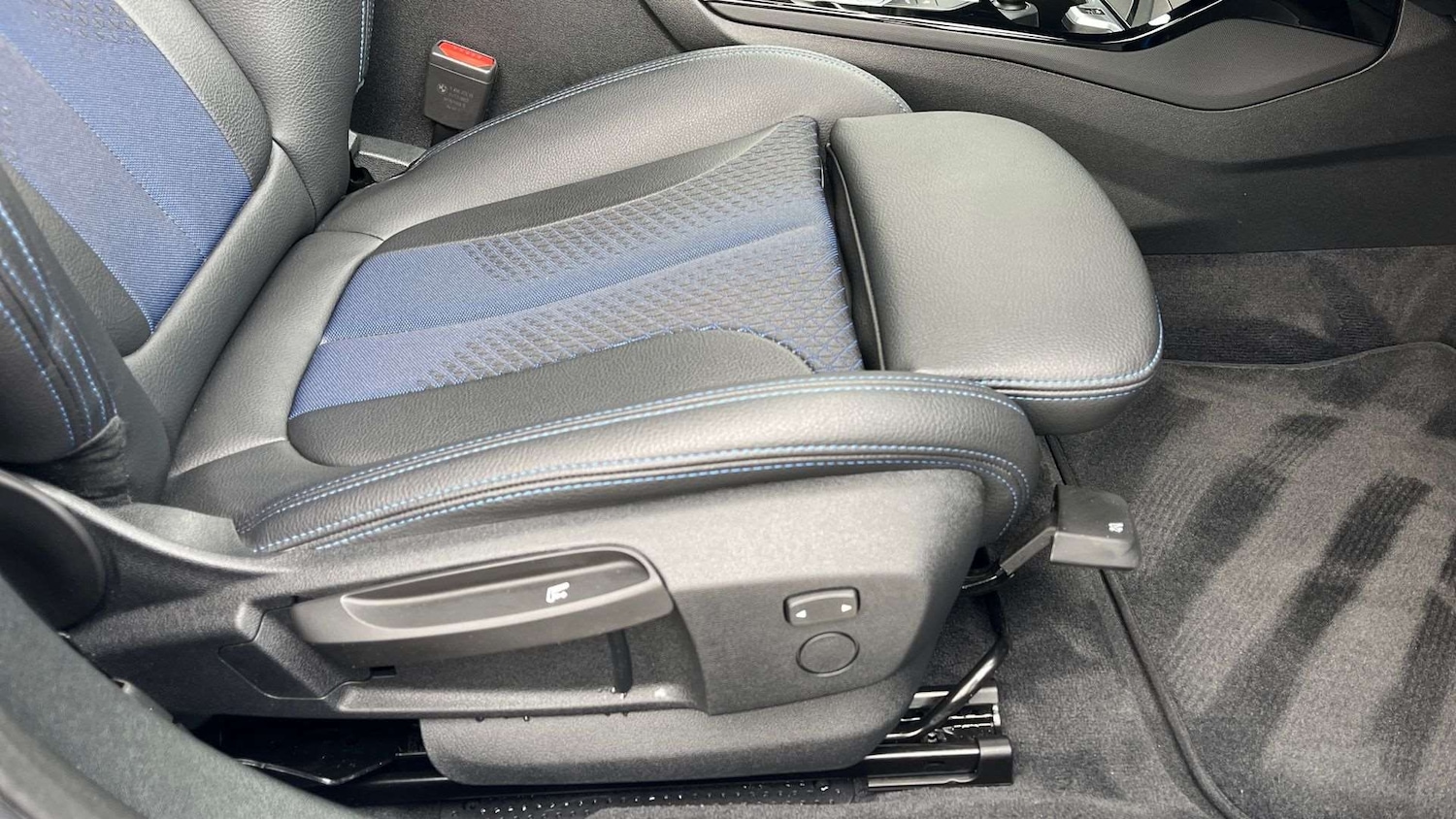 Used BMW 1 Series 2024 for sale - 77996004: Photo 28