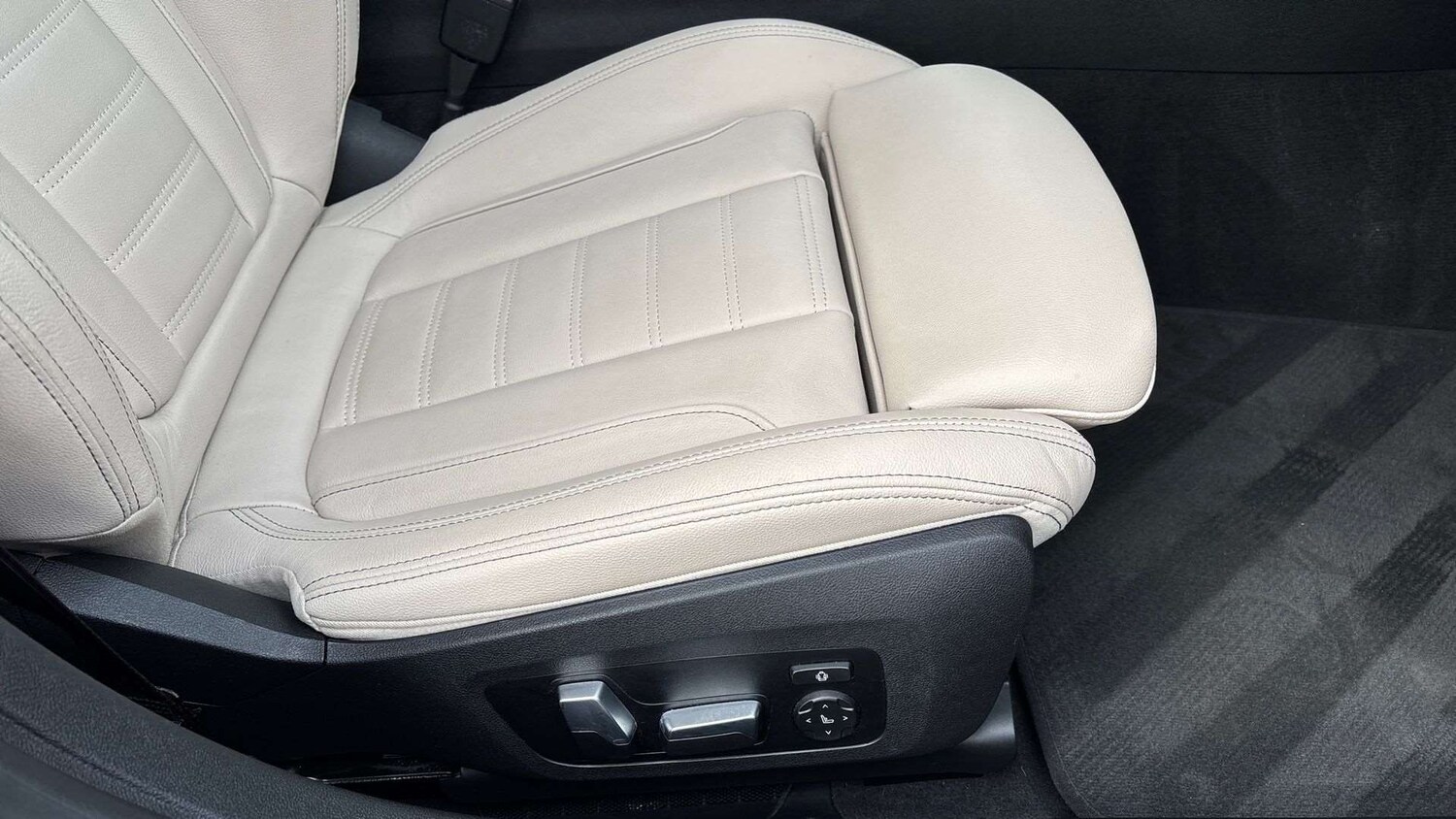 Used BMW 4 Series 2023 for sale - 77885922: Photo 28