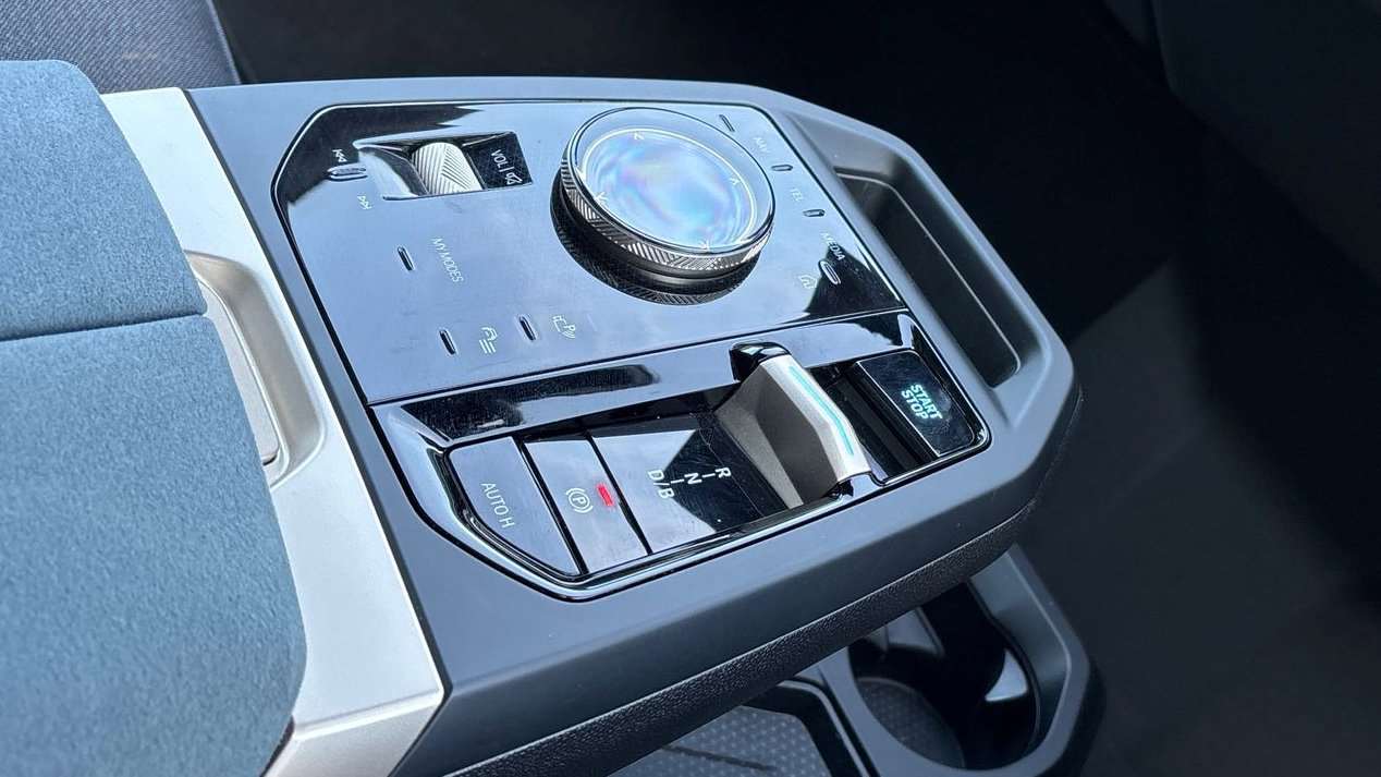 Used BMW iX 2024 for sale - 77928712: Photo 12