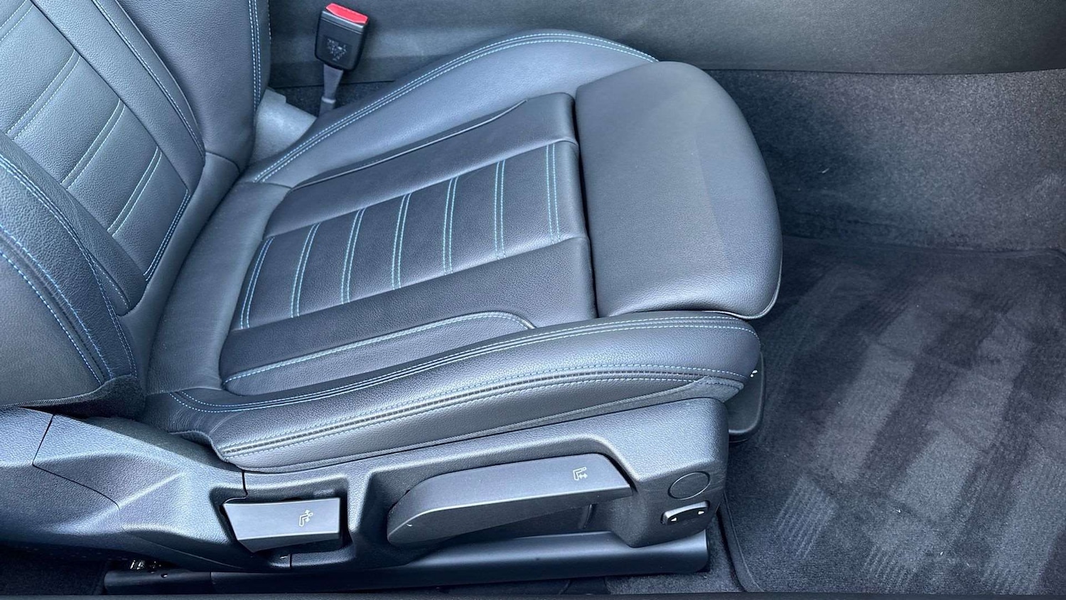 Used BMW 2 Series 2025 for sale - 77257164: Photo 28