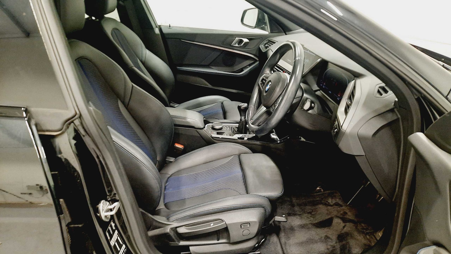 Used BMW 2 Series 2023 for sale - 77661113: Photo 11