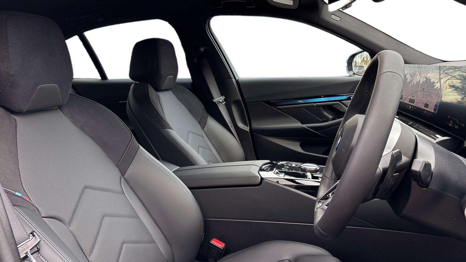 Used BMW 5 Series 2025 for sale - 78010204: Photo 13