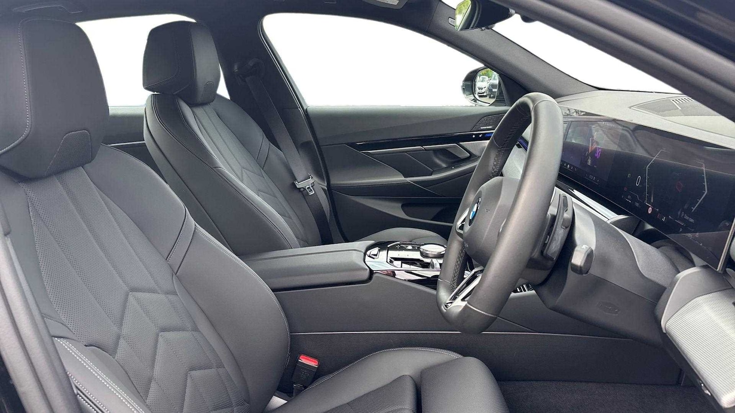 Used BMW 5 Series 2025 for sale - 76075528: Photo 13