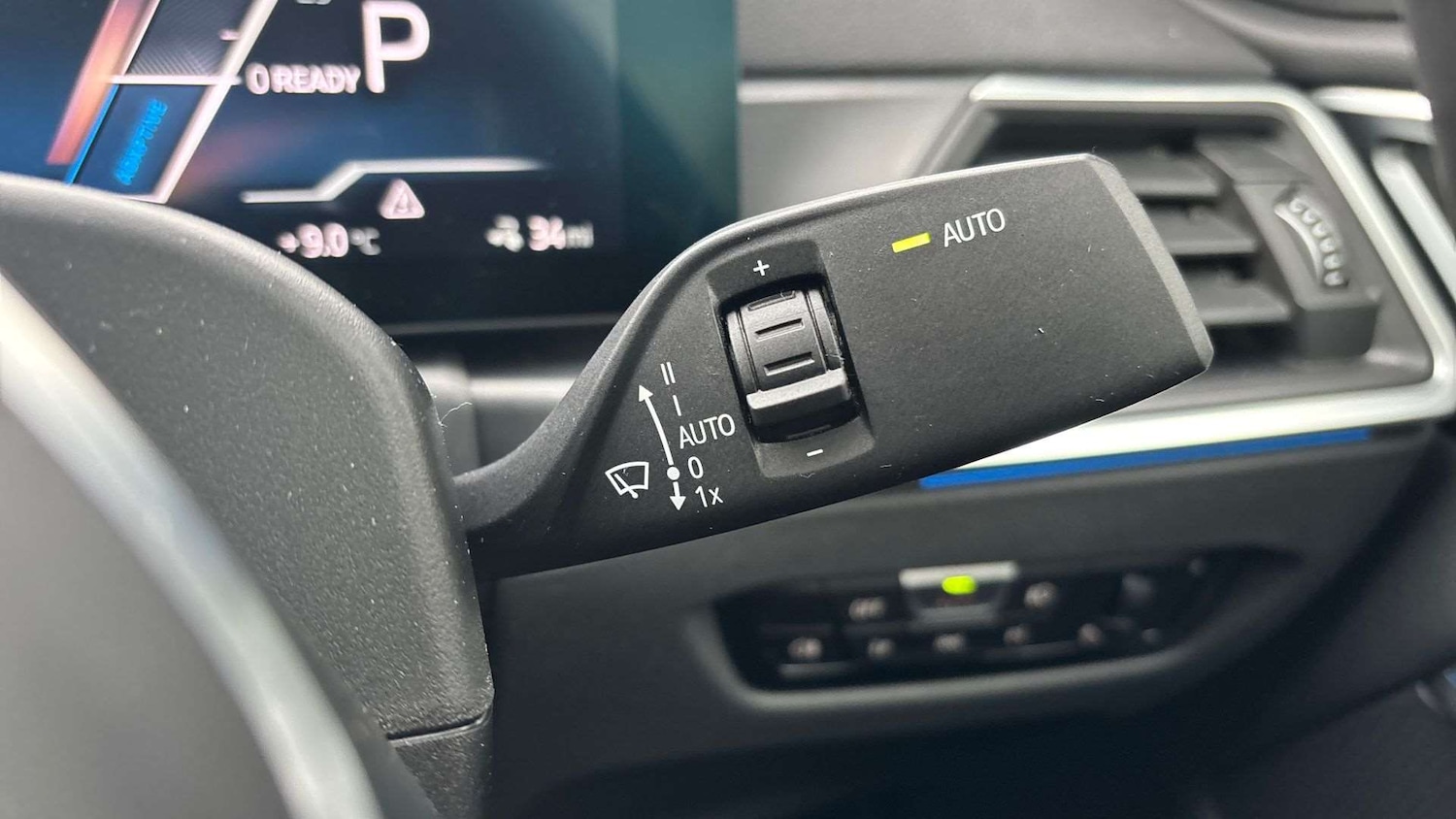 Used BMW i4 2023 for sale - 77308473: Photo 30