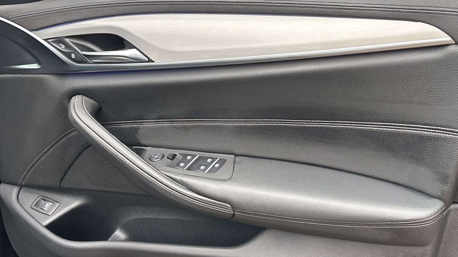 Used BMW 5 Series 2019 for sale - 77458477: Photo 27