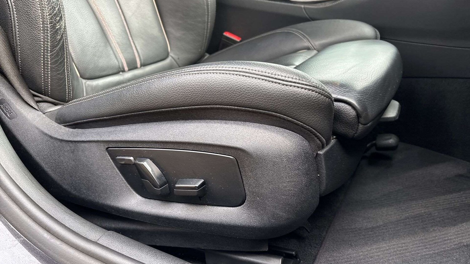 Used BMW 5 Series 2019 for sale - 77458477: Photo 28