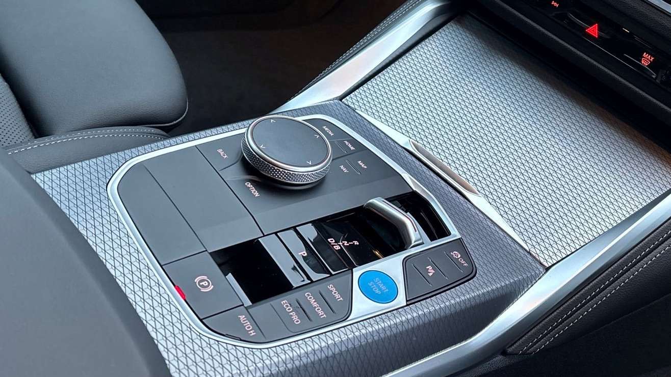 Used BMW i4 2025 for sale - 78052380: Photo 12