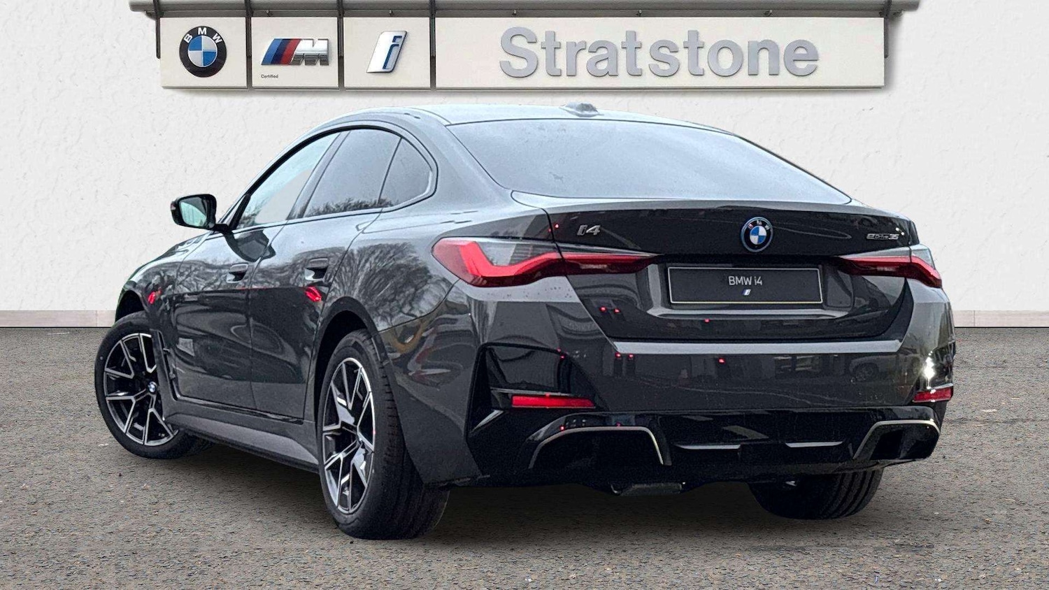 Used BMW i4 2025 for sale - 78052380: Photo 2