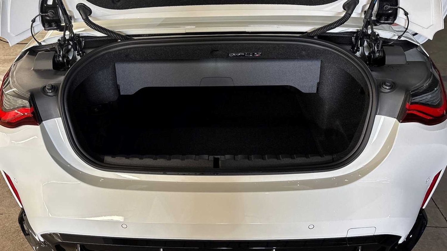 Used BMW M4 2025 for sale - 76298467: Photo 15