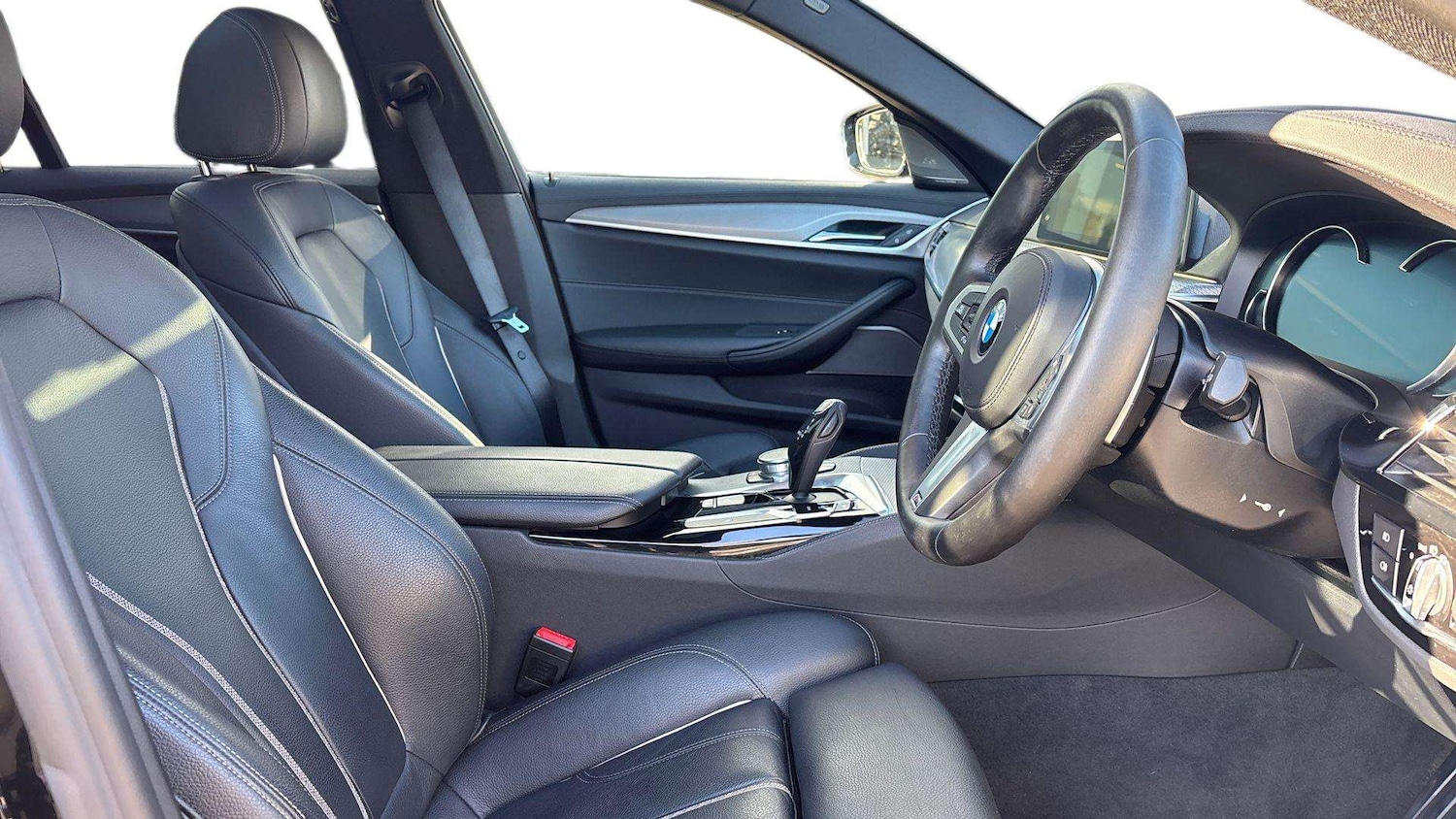 Used BMW 5 Series 2018 for sale - 76373783: Photo 13