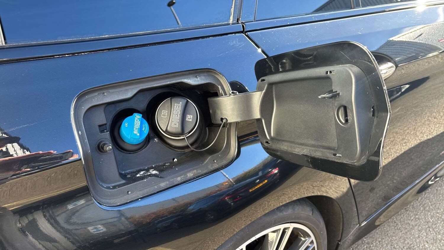 Used BMW 5 Series 2018 for sale - 76373783: Photo 25