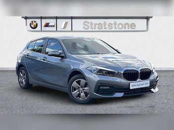 2022 - 118i [136] SE 5dr Step Auto [Live Cockpit Pro]