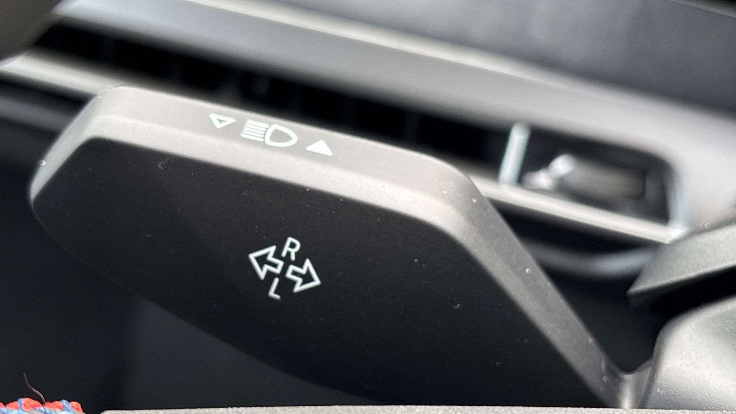 Used BMW iX 2025 for sale - 77099587: Photo 29