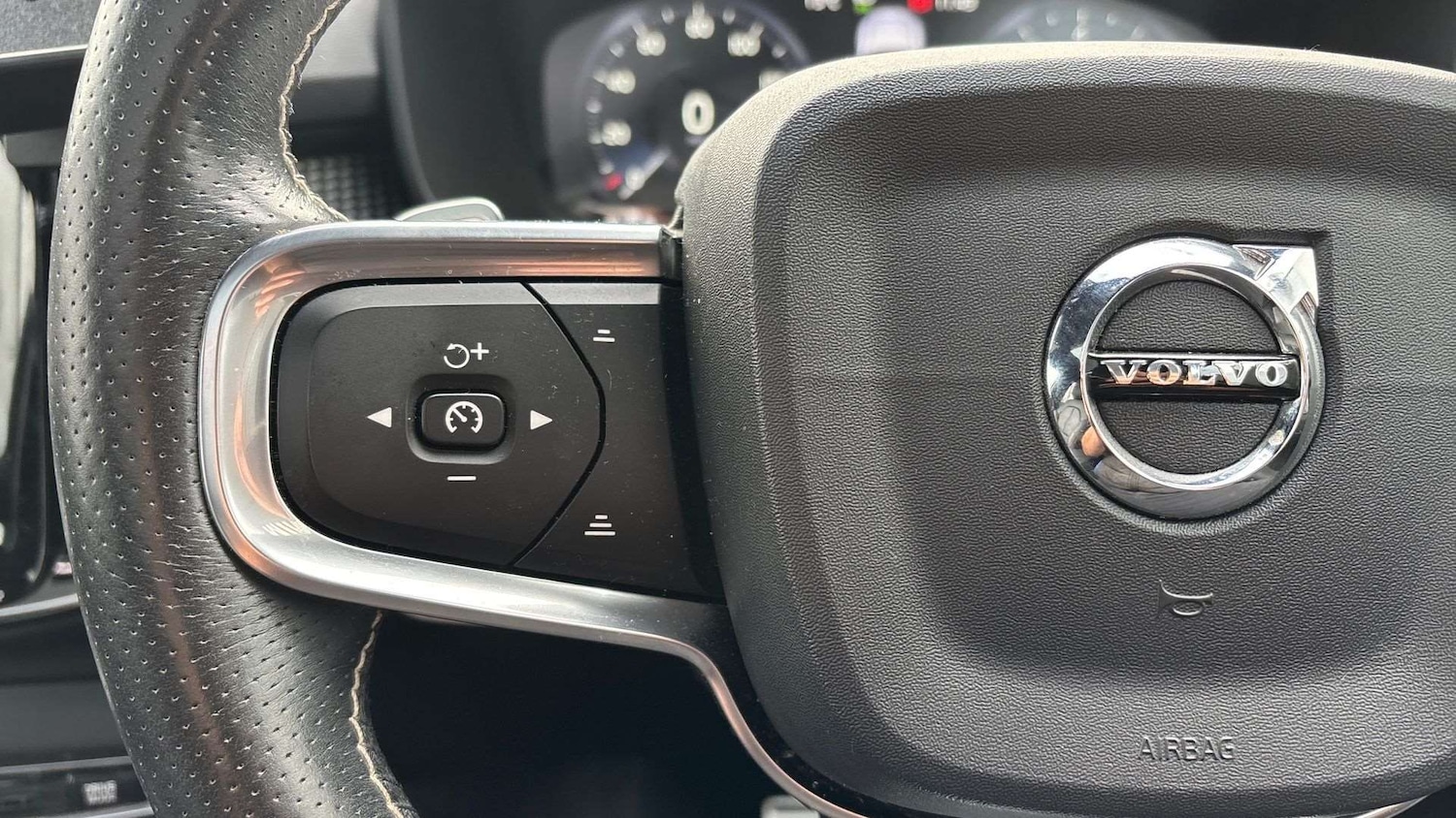 Used Volvo XC40 2019 for sale - 76390620: Photo 22