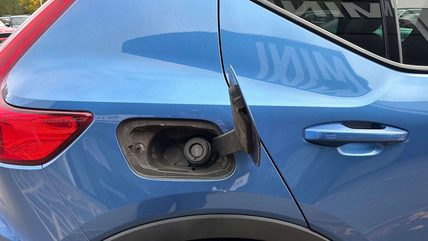 Used Volvo XC40 2019 for sale - 76390620: Photo 25