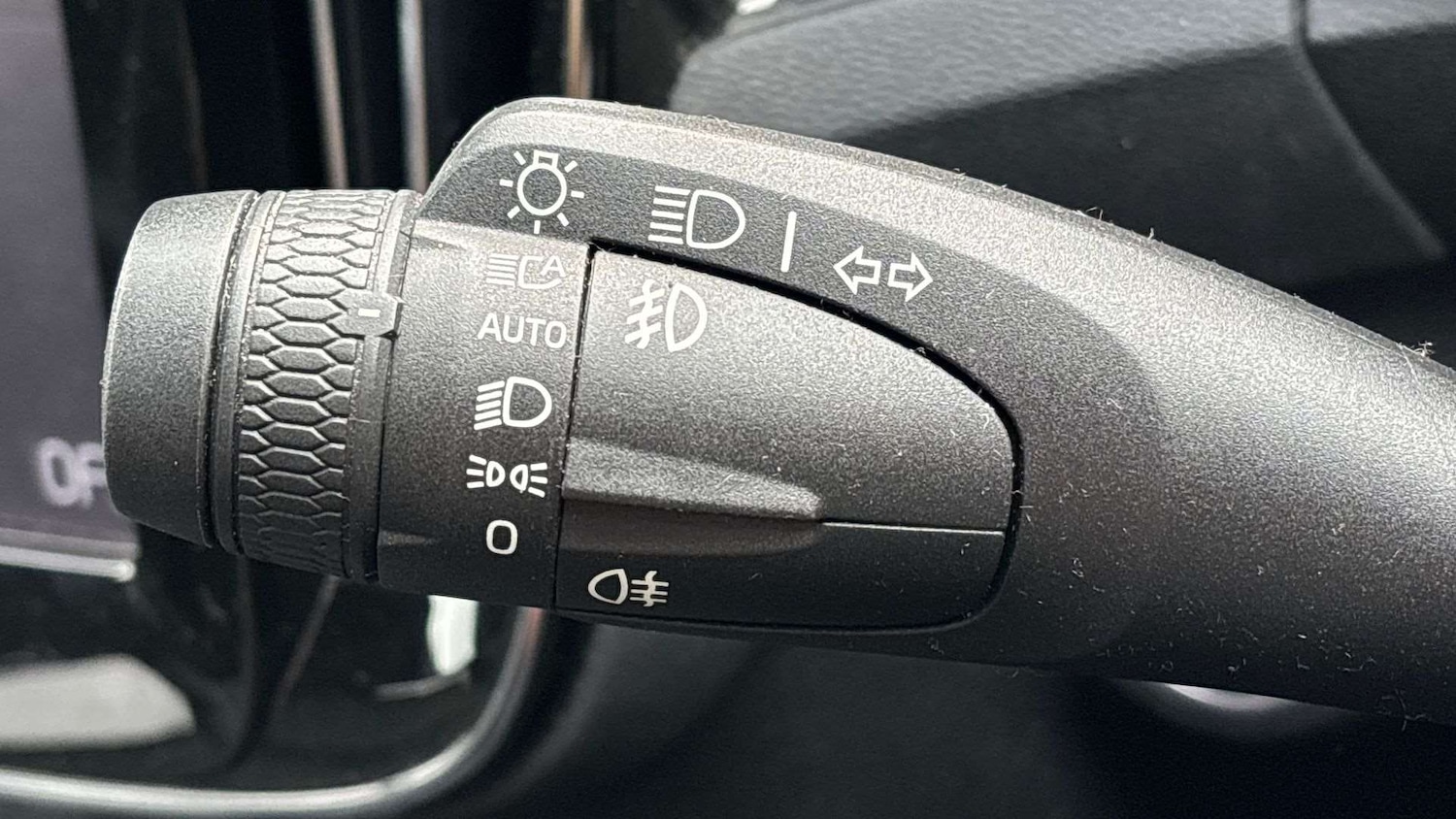 Used Volvo XC40 2019 for sale - 76390620: Photo 29