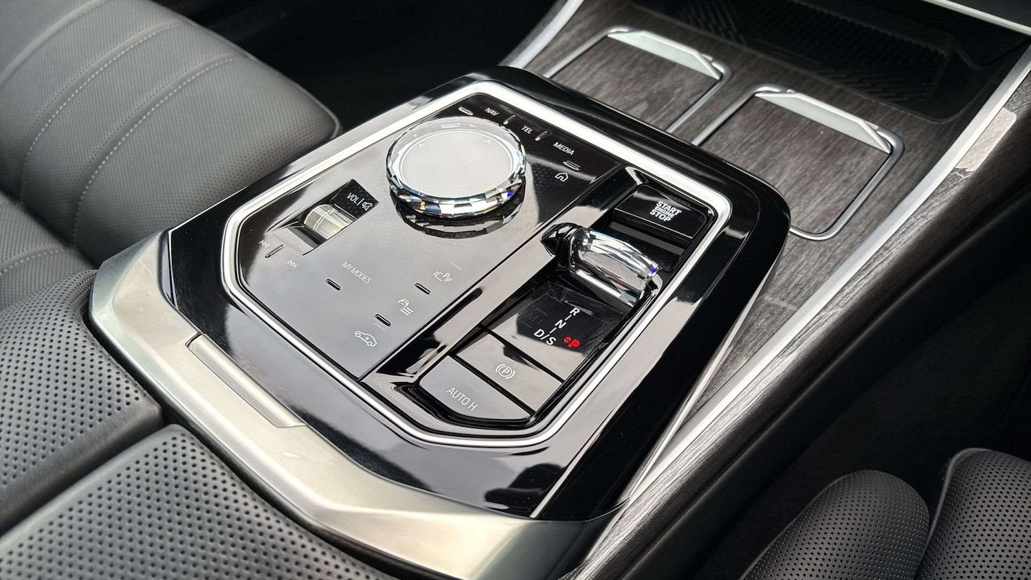 Used BMW 7 Series 2025 for sale - 77686500: Photo 12