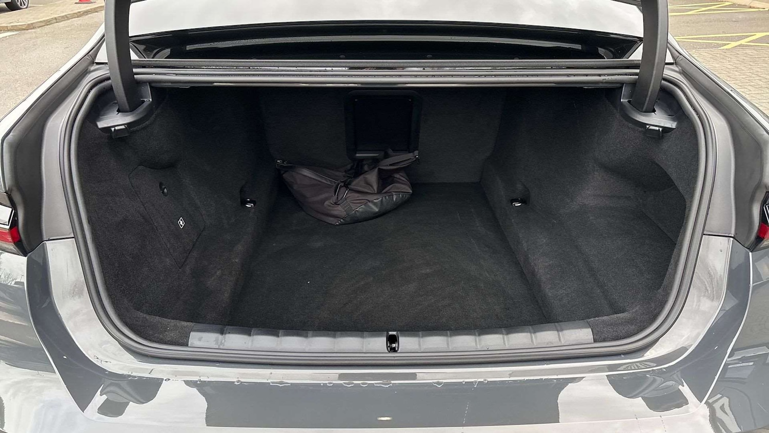 Used BMW 7 Series 2025 for sale - 77686500: Photo 15