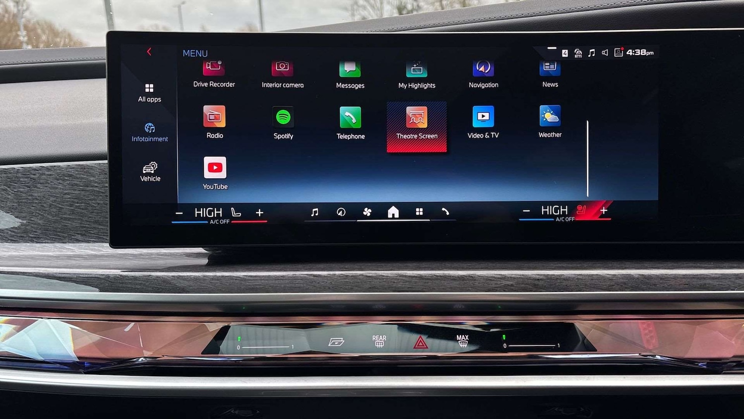 Used BMW 7 Series 2025 for sale - 77686500: Photo 31