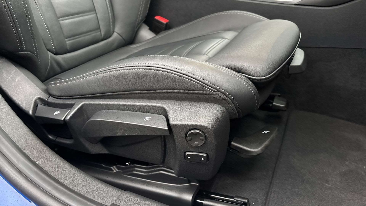 Used BMW 3 Series 2025 for sale - 77051447: Photo 28