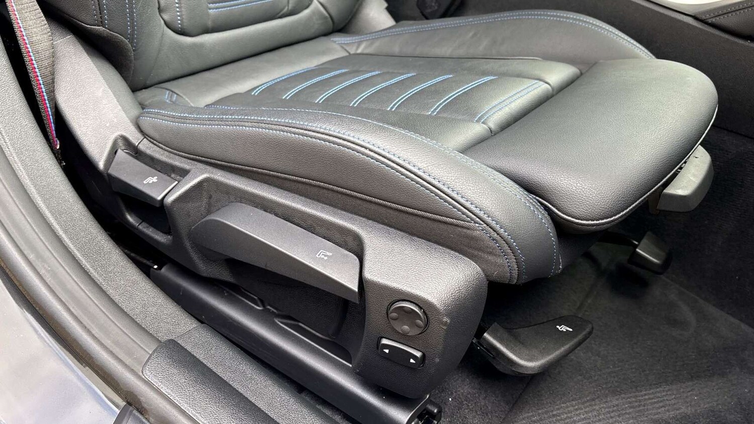 Used BMW i4 2025 for sale - 77500347: Photo 28