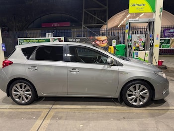 Used Toyota Auris 2015 for sale - 78236220: Photo