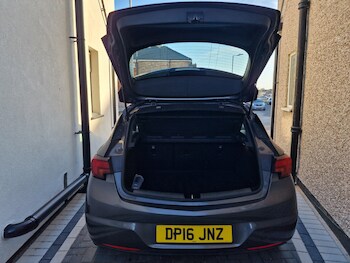 Used Vauxhall Astra 2016 for sale - 77718543: Photo