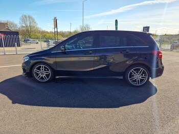Used Mercedes-Benz B Class 2017 for sale - 78521451: Photo