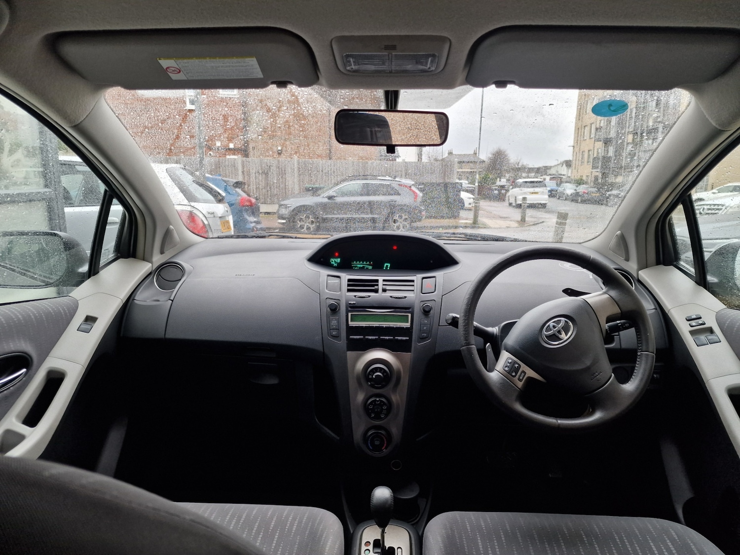 Used Toyota Yaris 2009 for sale - 77622892: Photo 7