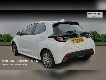 Used Toyota Yaris 2023 for sale - 76521991: Photo