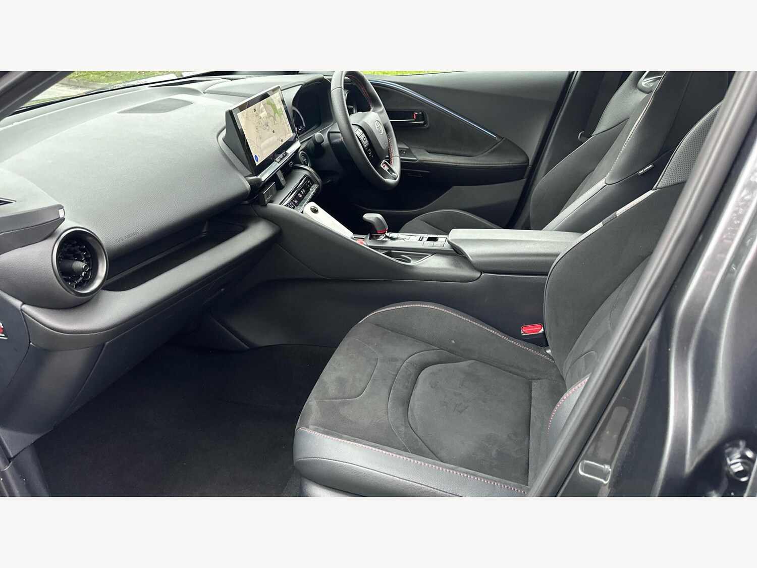 Used Toyota C-HR 2024 for sale - 77510229: Photo 12