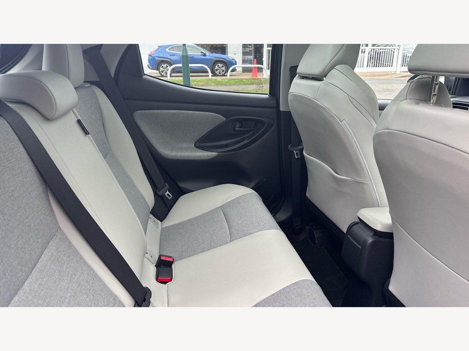 Used Toyota Yaris 2021 for sale - 77439803: Photo 14