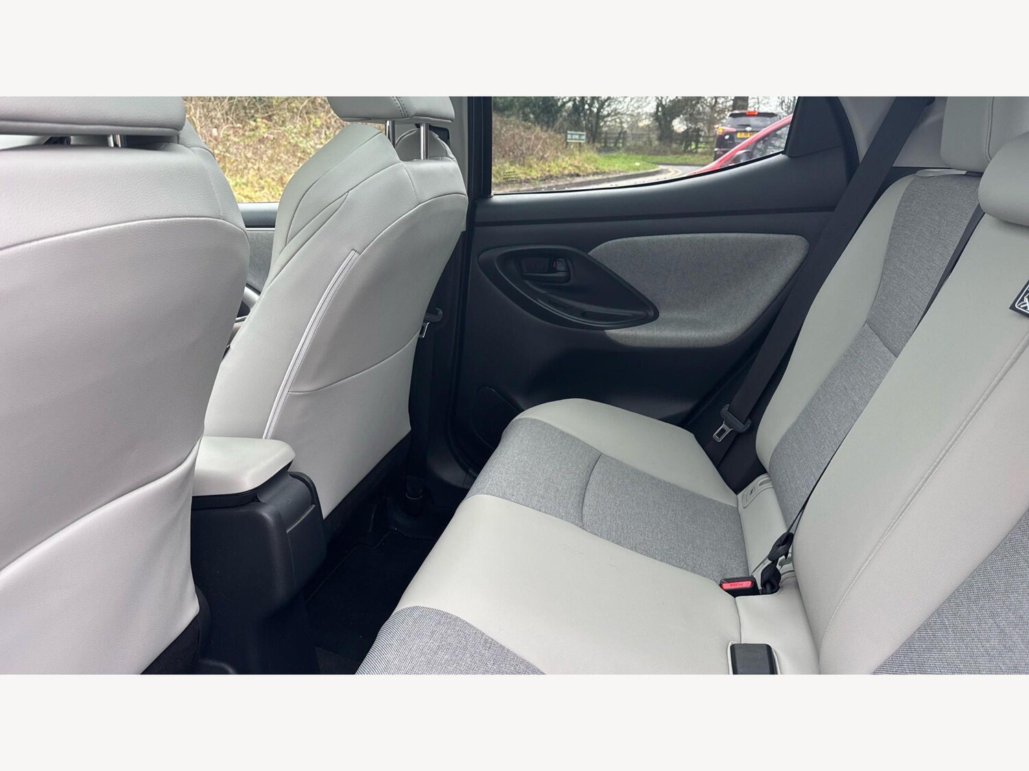 Used Toyota Yaris 2021 for sale - 77439803: Photo 15