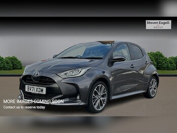 Used Toyota Yaris 2021 for sale - 77439803: Photo