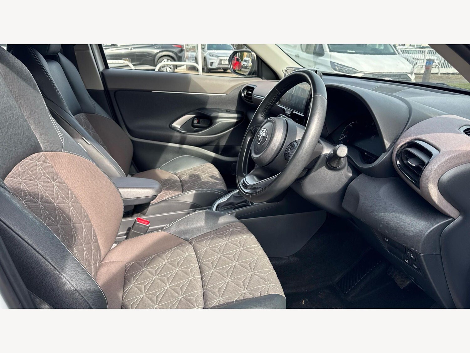 Used Toyota Yaris Cross 2024 for sale - 78034121: Photo 13