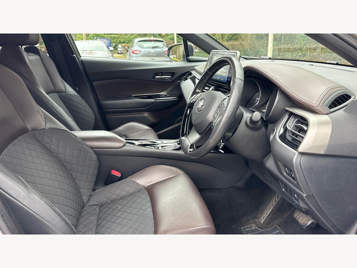 Used Toyota C-HR 2017 for sale - 77509903: Photo 13