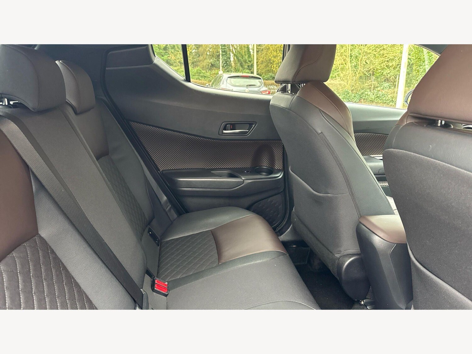 Used Toyota C-HR 2017 for sale - 77509903: Photo 14