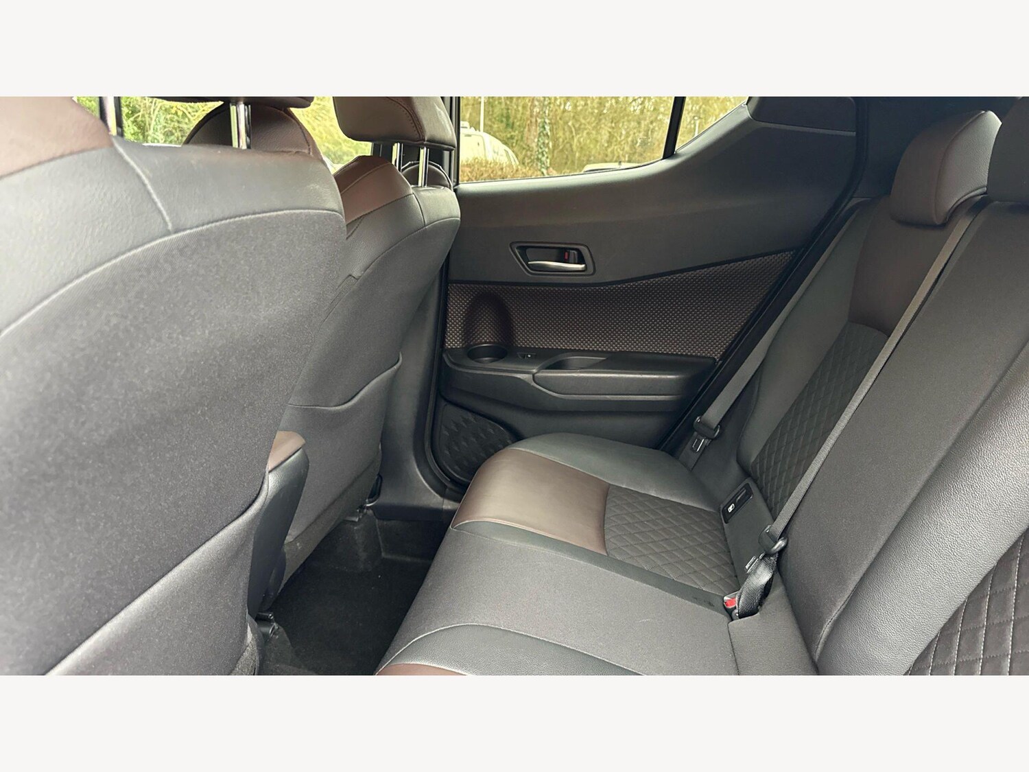 Used Toyota C-HR 2017 for sale - 77509903: Photo 15