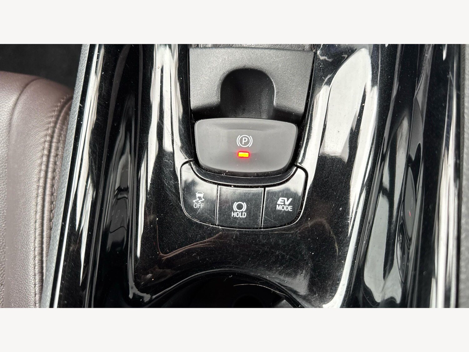 Used Toyota C-HR 2017 for sale - 77509903: Photo 27