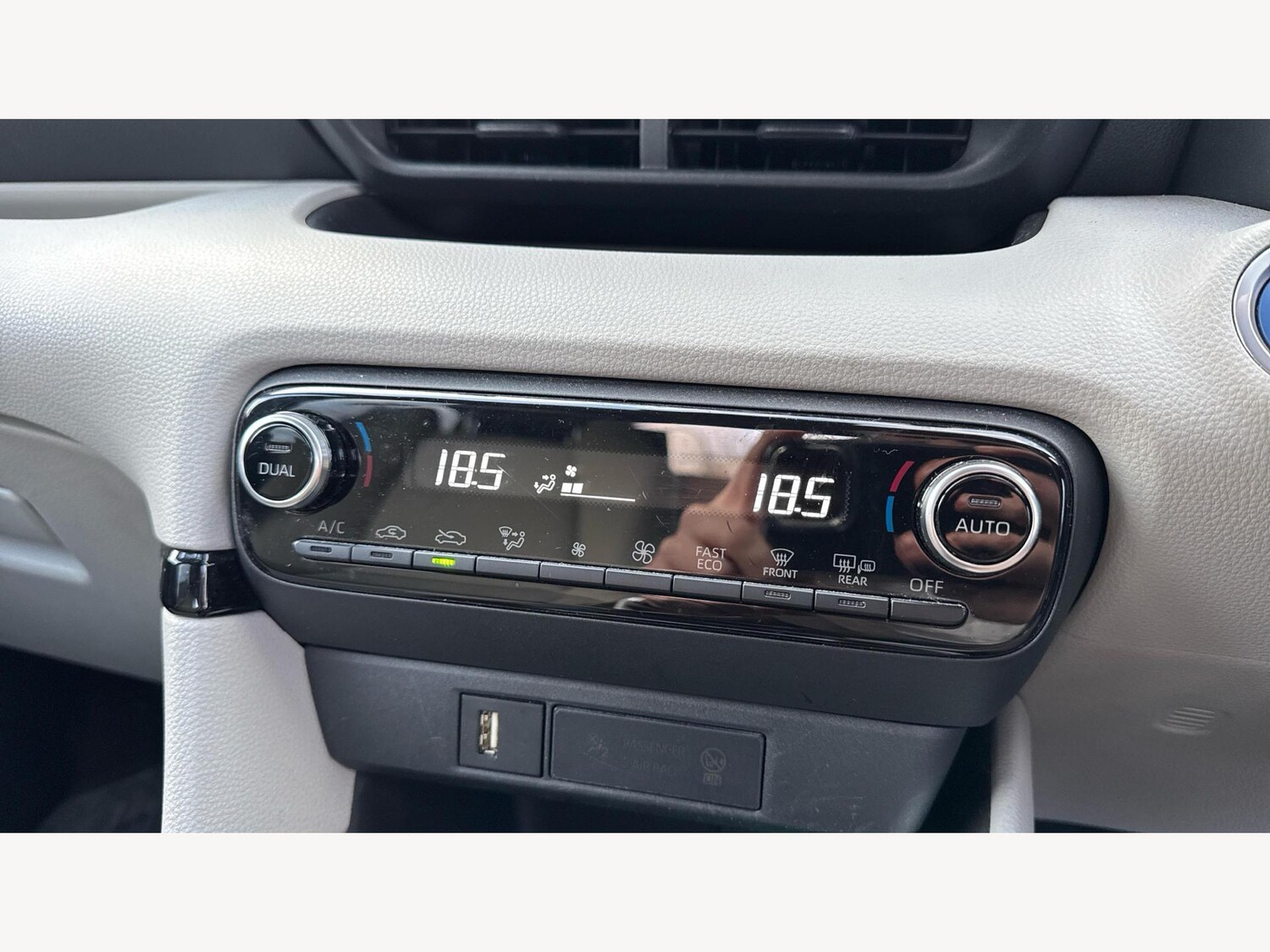 Used Toyota Yaris 2021 for sale - 77400466: Photo 29